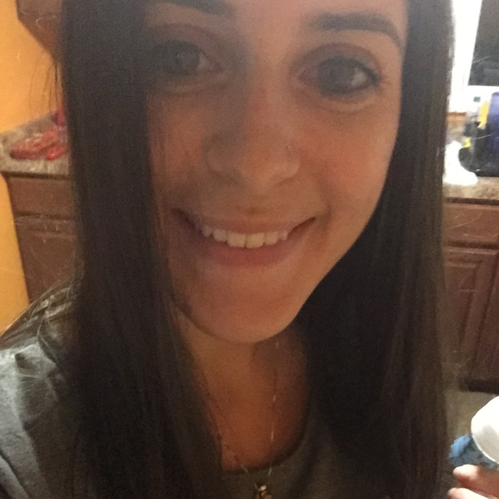 Meet your Posher, Stacy
